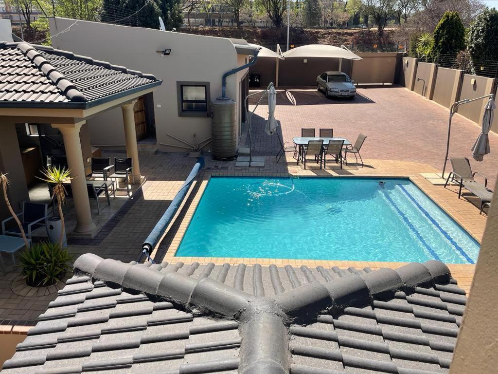 Thokomala Guest House ジャーミストン エクステリア 写真